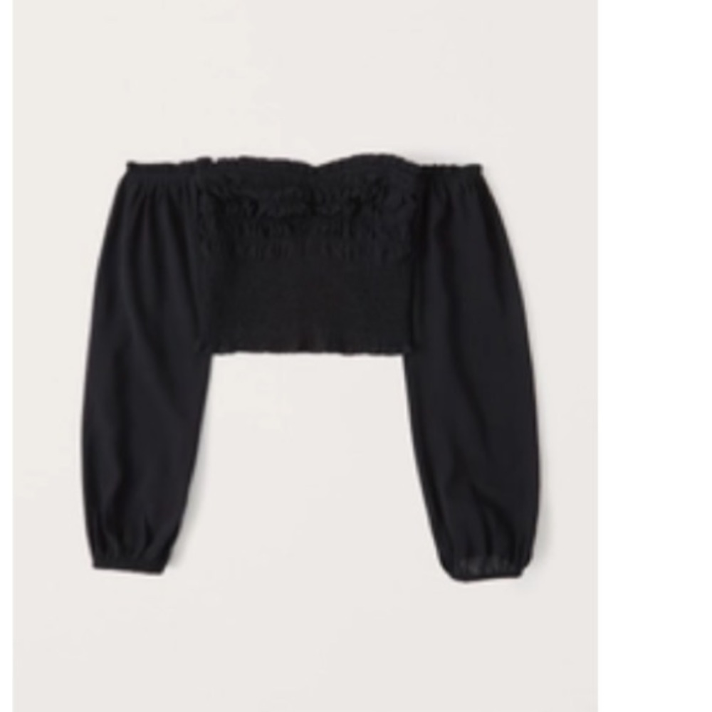 NWT Abercrombie Black Off-The-Shoulder Cropped Smocked Puff Long Sleeved Top -M